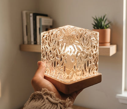 Veilleuse Cube Effet Vagues Océaniques — "KORA"