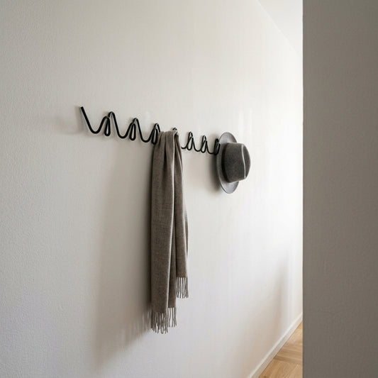 Porte-Manteau Mural Sculptural Design — "RAMO"