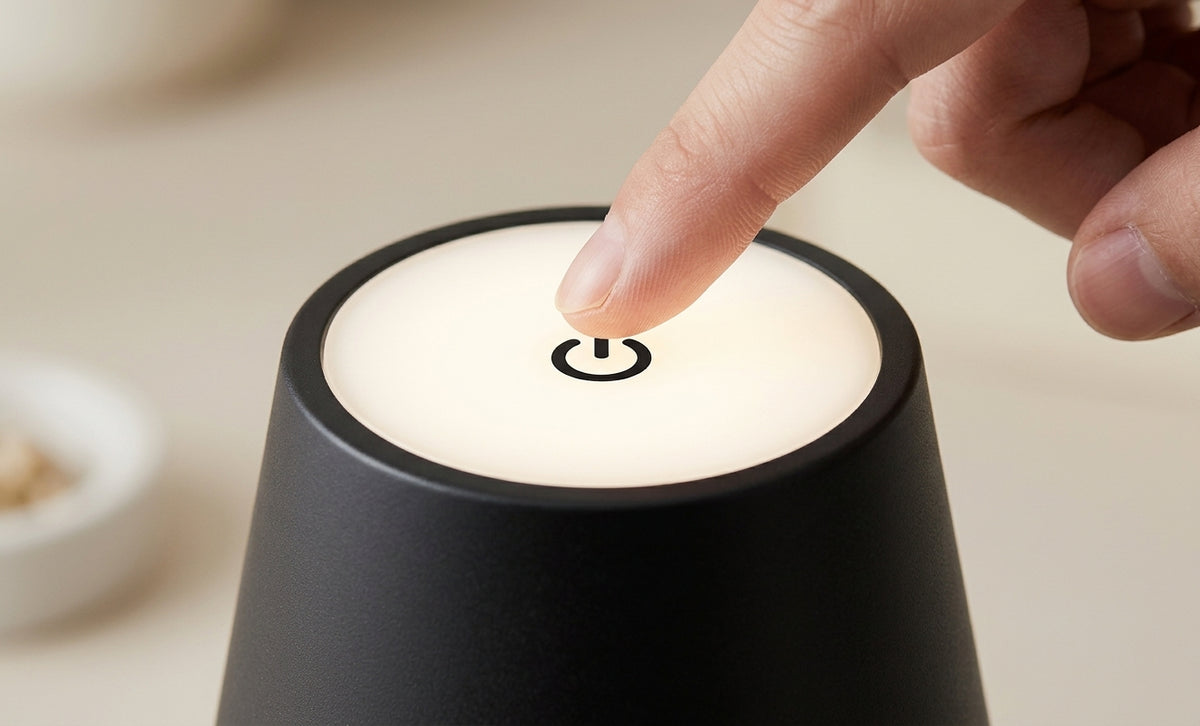 Lampe de Table Sans Fil Rechargeable—"LUMEN"